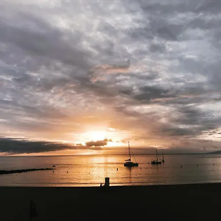 Rentonthebeach Timanfaya Nº2 * Los Cristianos (Tenerife)